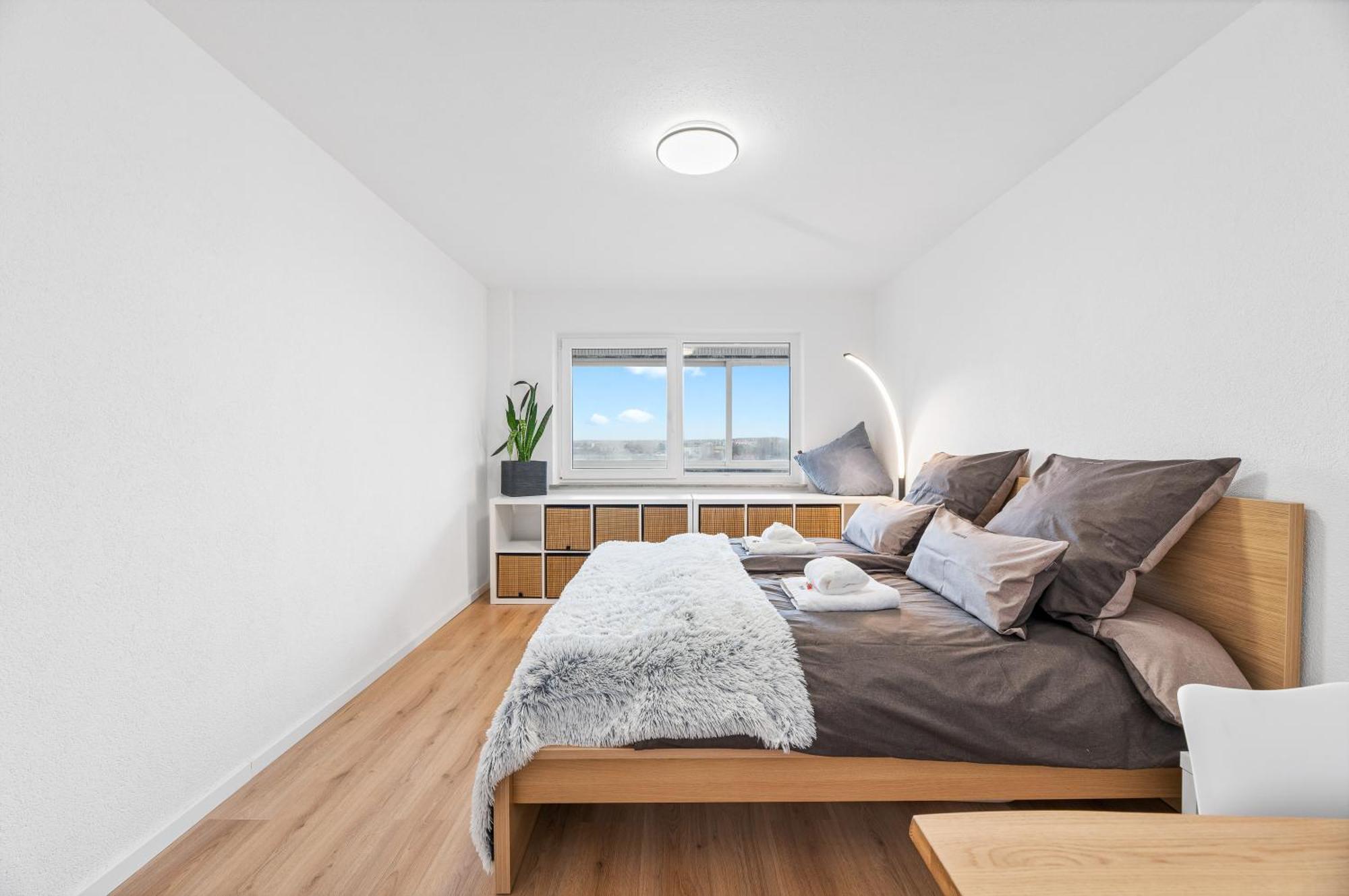 Neu: Stylische Suite Mit Ausblick Sindelfingen Esterno foto